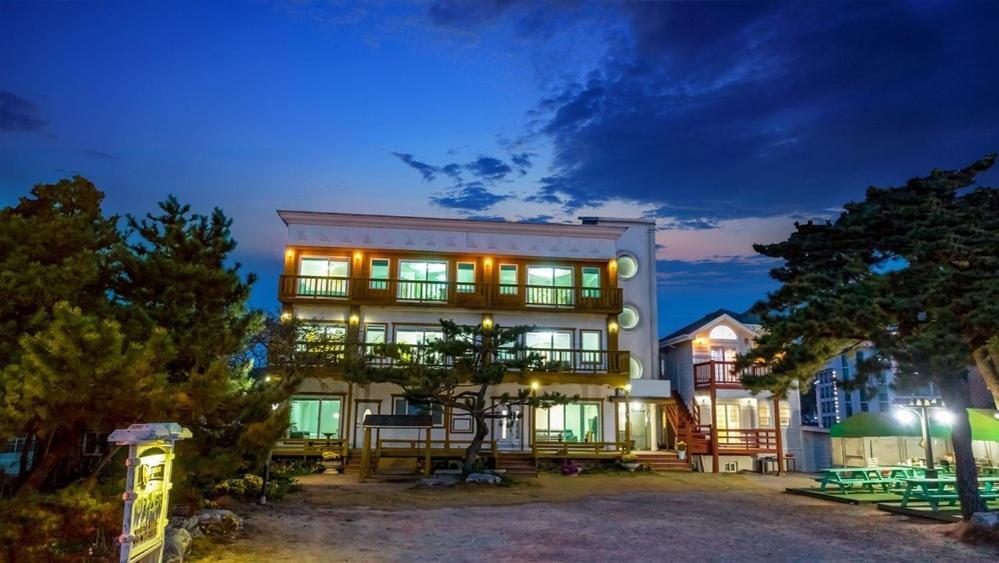 Hotel Anmyeondo Badasori Taean Esterno foto